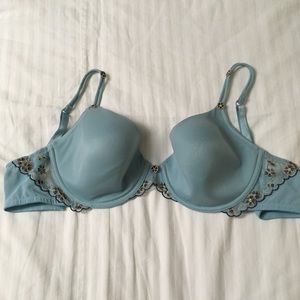 Victoria’s Secret Blue Lace Flower Bra Lingerie